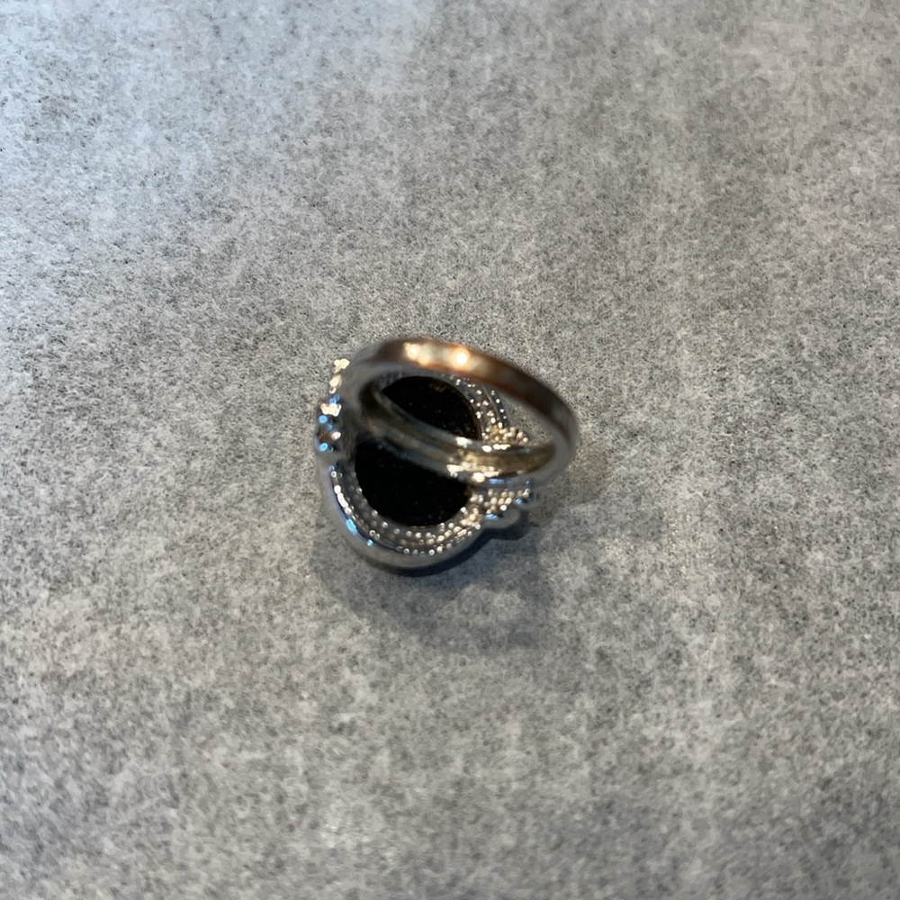 Black Sparkle Stone Statement Ring - image 5